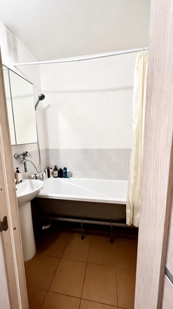 
  Продам 3-комн. квартиру 72.2 м². Фото 23.