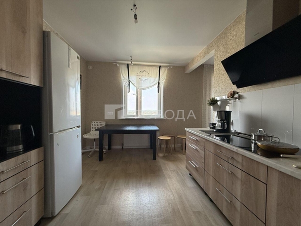 
  Продается 4-комн. квартира 91.4 м², в ЖК Дом на лежена. Фото 2.