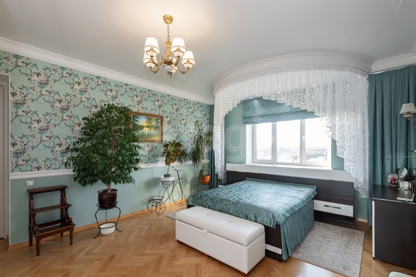 
  Продается 4-комн. квартира 180 м². Фото 3.