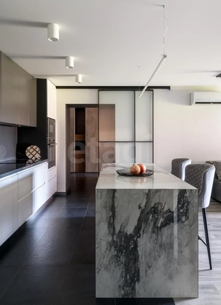 
  Продается 3-комн. квартира 74 м². Фото 1.