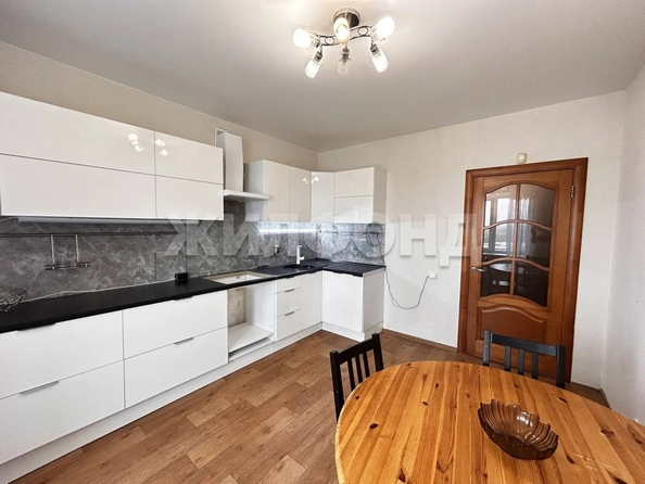 
  Продается 2-комн. квартира 67 м². Фото 3.