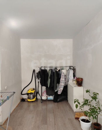 
  Продается 1-комн. квартира 37 м², в МКР Олимпийской славы, дом 2. Фото 11.