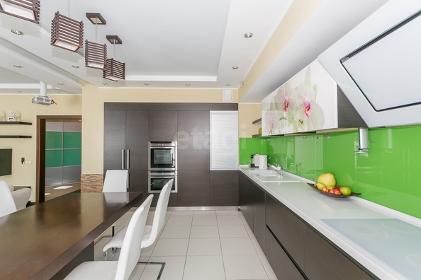 
  Продается 4-комн. квартира 141.2 м². Фото 9.