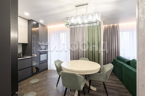 
  Продается 4-комн. квартира 117 м², в ЖК Онега, дом 6. Фото 1.