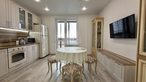 
  Продается 2-комн. квартира 42 м², в ЖК На Королева, дом 1. Фото 2.