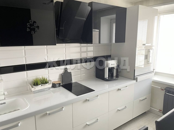 
  Продается 3-комн. квартира 62.8 м². Фото 1.