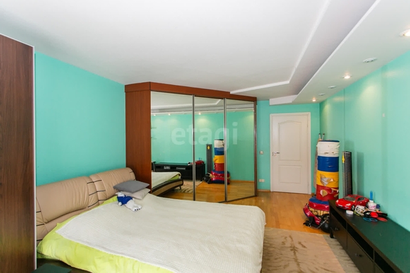 
  Продается 4-комн. квартира 143.5 м². Фото 23.