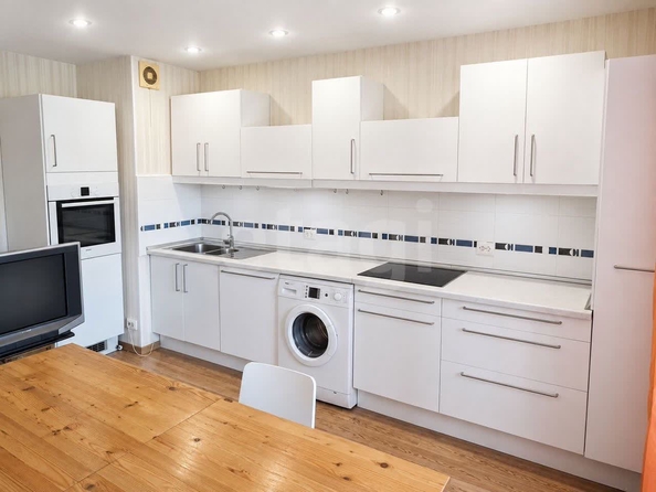 
  Продается 3-комн. квартира 117.4 м². Фото 1.