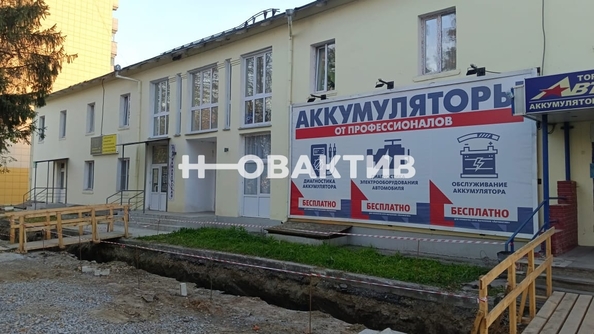 
   Продам офис, 19.5 м², Ленина ул, 122

. Фото 2.