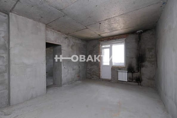 
   Продам 3-комнатную, 95.1 м², Дуси Ковальчук ул, 244

. Фото 13.