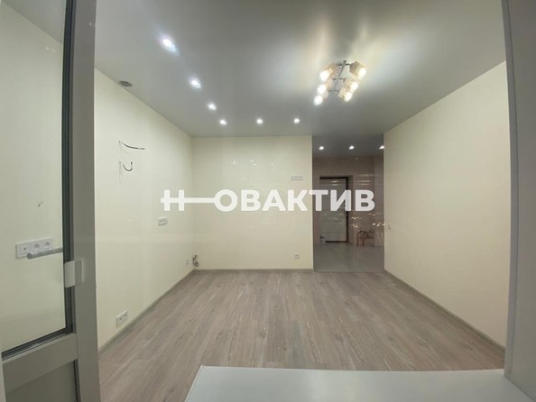 
   Продам 3-комнатную, 66 м², Бориса Богаткова ул, 201/3

. Фото 5.