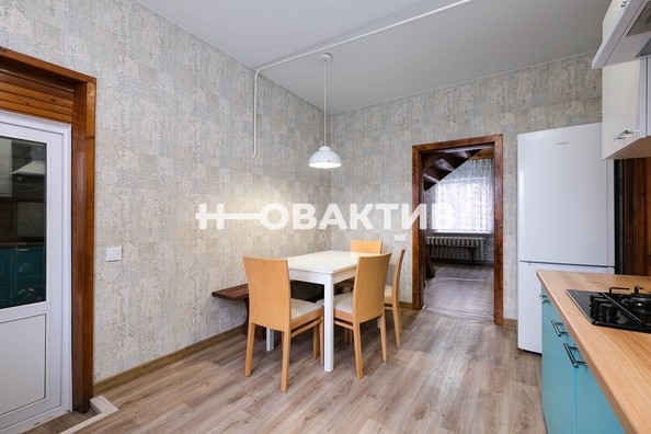 
   Продам коттедж, 161.3 м², Новосибирск

. Фото 5.