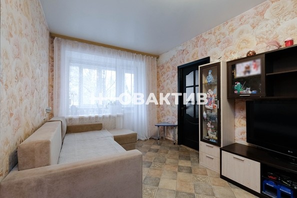 
   Продам 2-комнатную, 40.5 м², Аксенова ул, 48

. Фото 1.