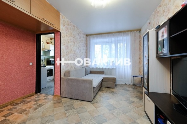 
   Продам 2-комнатную, 40.5 м², Аксенова ул, 48

. Фото 8.