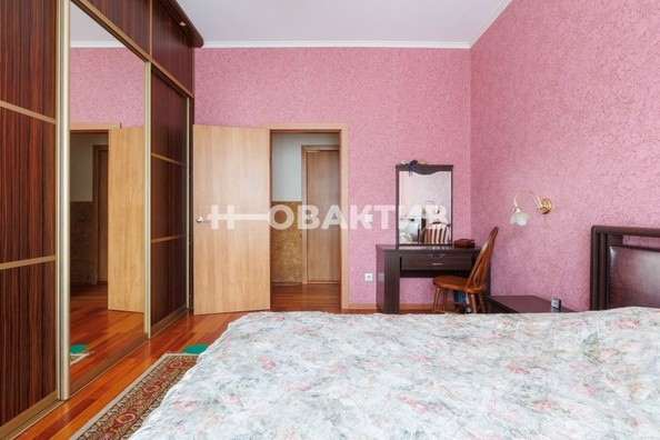 
   Продам 3-комнатную, 108 м², Галущака ул, 1

. Фото 14.