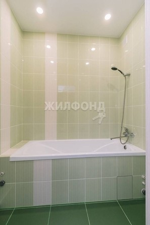 
   Продам 1-комнатную, 47.8 м², Николая Сотникова ул, 5

. Фото 10.