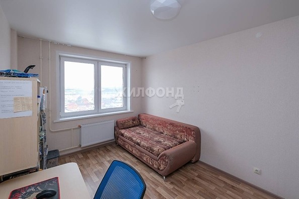 
   Продам 1-комнатную, 33 м², Петухова ул, 95/4

. Фото 14.