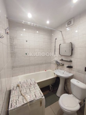 
   Продам 2-комнатную, 40.8 м², Серафимовича ул, 1/1

. Фото 9.