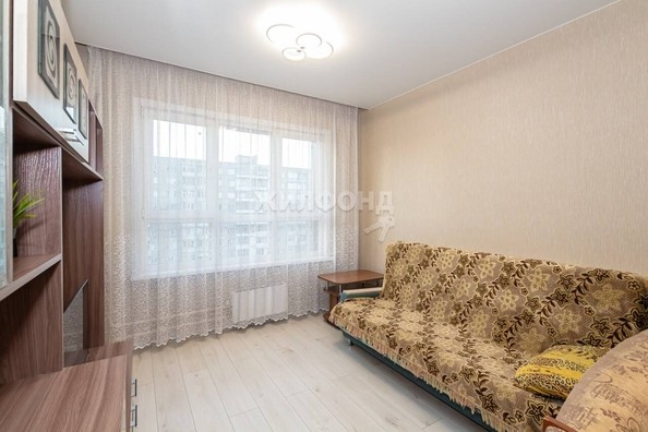 
   Продам 2-комнатную, 35.2 м², Виноградова ул, 5

. Фото 2.