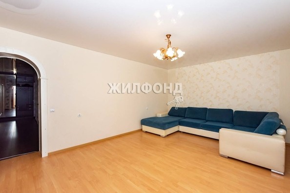 
   Продам 3-комнатную, 80 м², Тюленина ул, 12

. Фото 6.