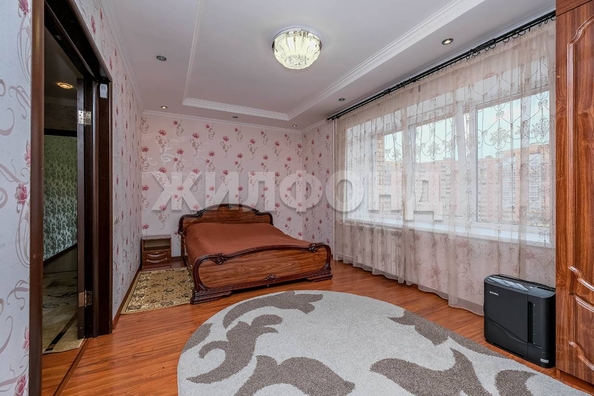 
   Продам 3-комнатную, 100.3 м², Стартовая ул, 4

. Фото 4.