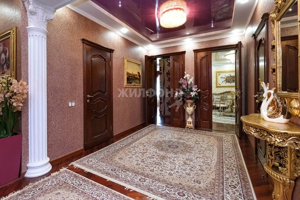 
   Продам 3-комнатную, 132.4 м², Пархоменко ул, 18/1

. Фото 8.