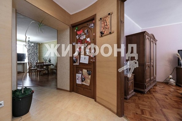 
   Продам 4-комнатную, 86.3 м², Серафимовича ул, 1/1

. Фото 15.