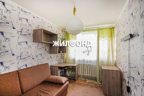 
   Продам комнату, 10.3 м², Пархоменко ул, 78

. Фото 1.