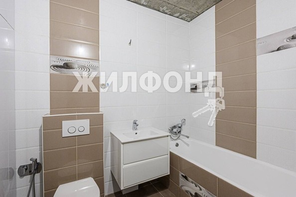 
   Продам 1-комнатную, 42.2 м², Дзержинского пр-кт, 34/2

. Фото 24.