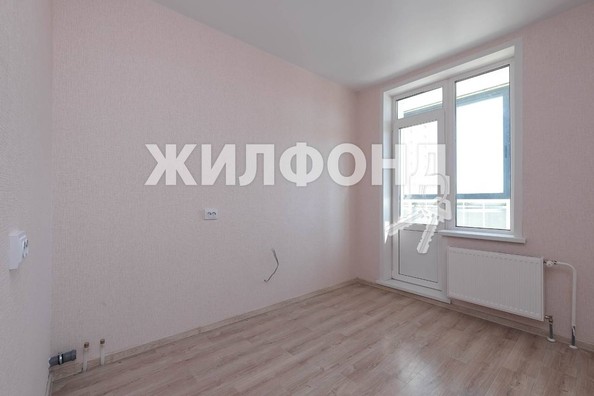 
   Продам 1-комнатную, 35 м², Петухова ул, 162

. Фото 7.