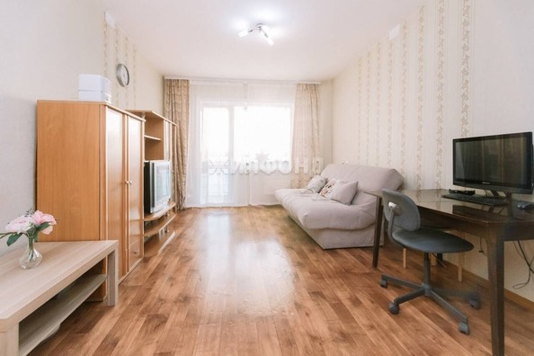 
   Продам 1-комнатную, 41.3 м², Ельцовская ул, 37

. Фото 1.