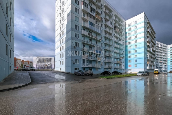 
   Продам 2-комнатную, 57.9 м², Николая Сотникова ул, 3

. Фото 3.