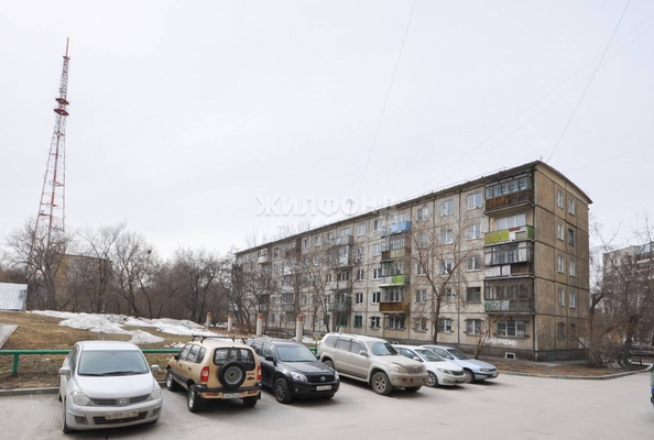 
   Продам 2-комнатную, 46.5 м², Сибиряков-Гвардейцев ул, 4

. Фото 6.