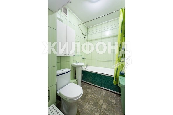 
   Продам 4-комнатную, 188 м², Ленинградская ул, 101/2

. Фото 56.