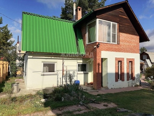 
   Продам дом, 86.9 м², Новосибирск

. Фото 2.