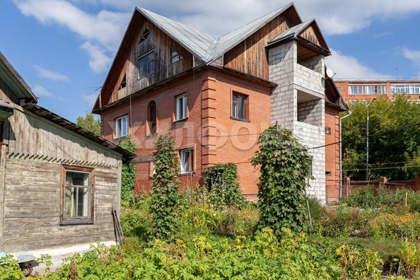 
   Продам дом, 377 м², Новосибирск

. Фото 4.