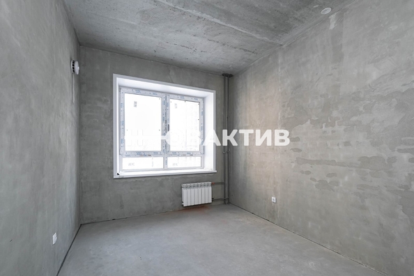 
   Продам 4-комнатную, 80 м², Фабричная ул, 65/3

. Фото 11.