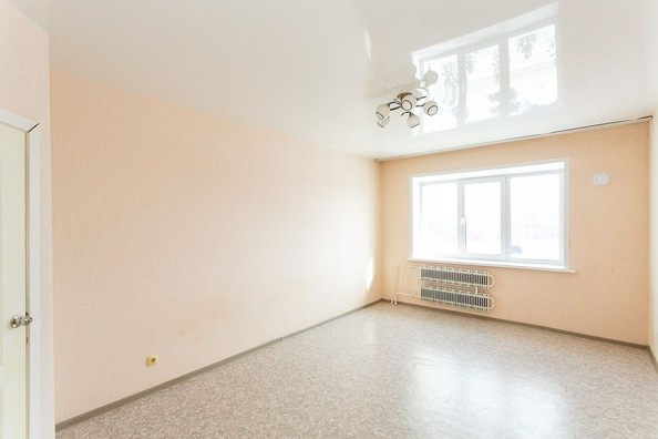 
   Продам 1-комнатную, 40.2 м², Фламинго ул, 19

. Фото 7.