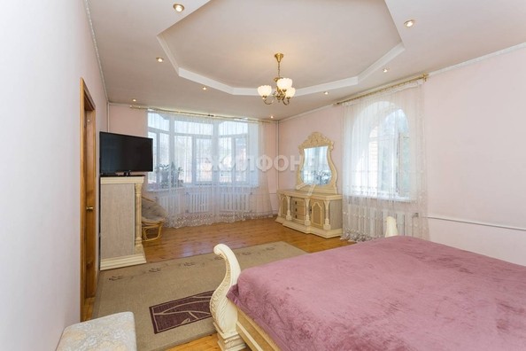
   Продам дом, 357 м², Новосибирск

. Фото 25.