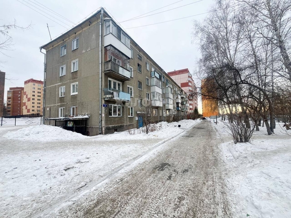 
   Продам 1-комнатную, 30.4 м², Ключ-Камышенское Плато ул, 2

. Фото 2.