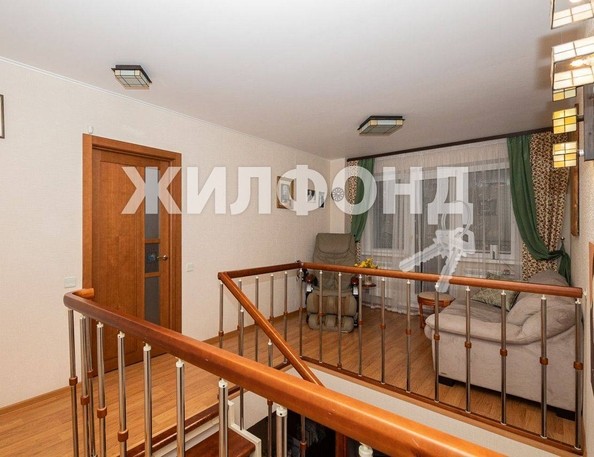 
   Продам дом, 293.3 м², Новосибирск

. Фото 4.