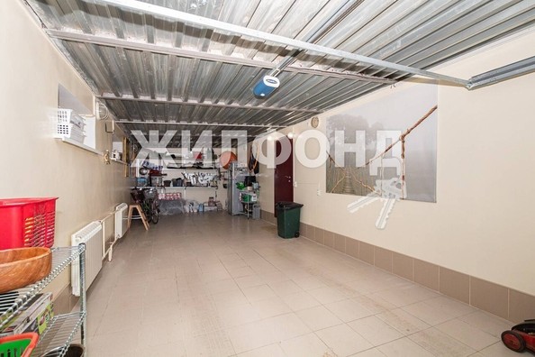 
   Продам дом, 293.3 м², Новосибирск

. Фото 10.