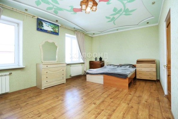 
   Продам дом, 187.2 м², Новосибирск

. Фото 2.