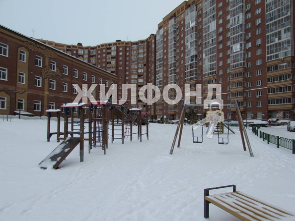 
   Продам 3-комнатную, 108.8 м², Стартовая ул, 1

. Фото 14.