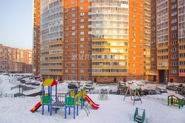 
   Продам 3-комнатную, 108.8 м², Стартовая ул, 1

. Фото 18.