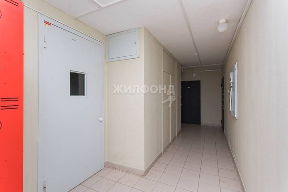 
   Продам 1-комнатную, 37.8 м², Оловозаводская ул, 13

. Фото 17.