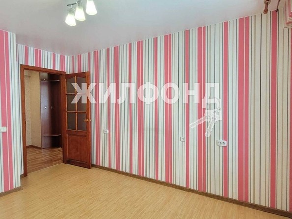 
   Продам 1-комнатную, 43.2 м², Михаила Немыткина ул, 10

. Фото 12.