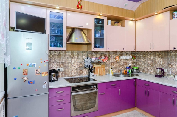 
   Продам 2-комнатную, 59.5 м², Авиастроителей ул, 8

. Фото 5.