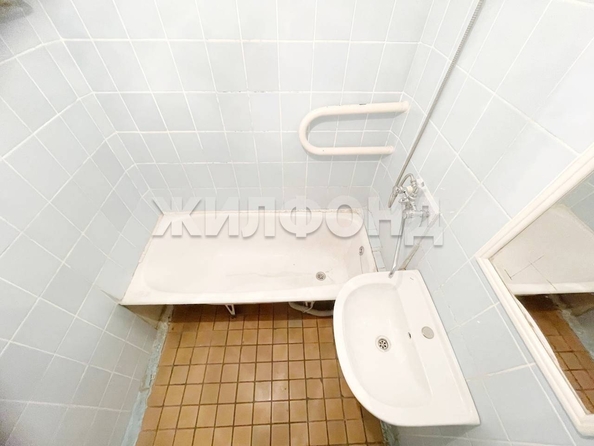 
   Продам 3-комнатную, 61 м², Кропоткина ул, 138

. Фото 13.
