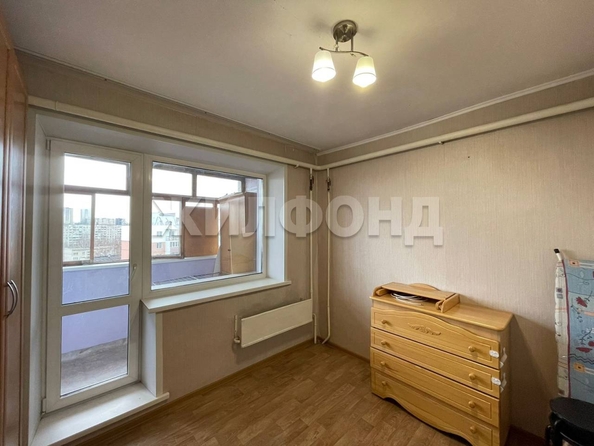
   Продам 2-комнатную, 49.8 м², Толбухина ул, 21

. Фото 10.